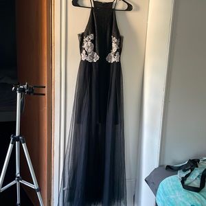 Black prom dress
